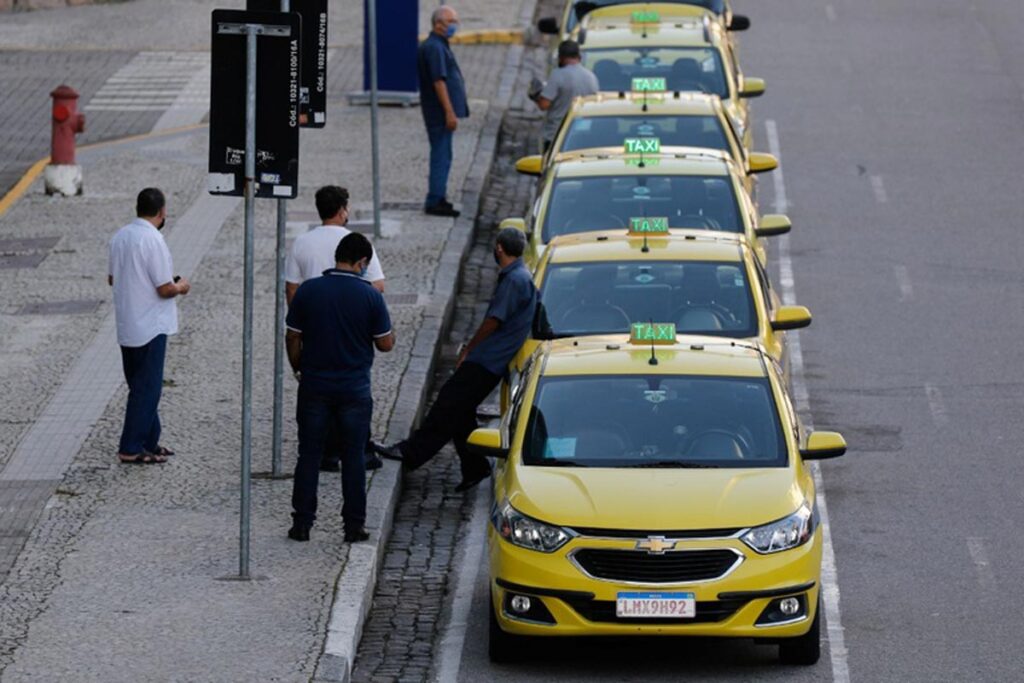 Move Brasil: veja quais carros entram no financiamento de até R$ 150 mil para taxistas e motoristas de aplicativo