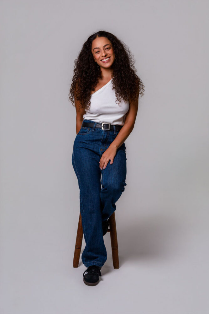 Pri Helena, atriz juiz-forana, compõe elenco da novela das 9, ‘Quem ama cuida', como Lyris 2 Pri Helena, atriz juiz-forana, compõe elenco da novela das 9, ‘Quem ama cuida', como Lyris