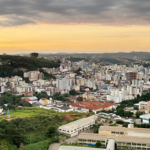 Prefeitura de Viçosa abre processo seletivo com 129 vagas e salários de até R$ 5,6 mil 44 Processo seletivo do CISAB Zona da Mata em Viçosa (MG) abre vaga para Biólogo com salário de R$ 7,2 mil. Inscrições gratuitas até 26/6.