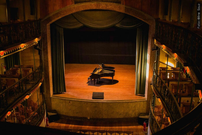 Arte que atravessa séculos: descubra teatros históricos em Minas Gerais 1 Arte que atravessa séculos: descubra teatros históricos em Minas Gerais