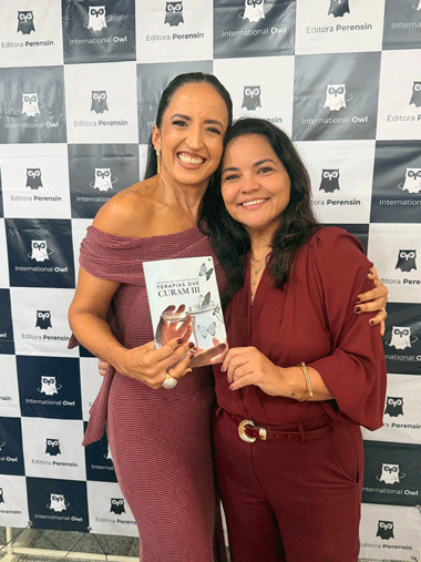 Coluna Cesar Romero – 5 e 6 de junho de 2026 3 feira de livros 3 Sabrina Calais e Cristiane Barbalho 030626 Giglia FOTO DIAMOND BELBA