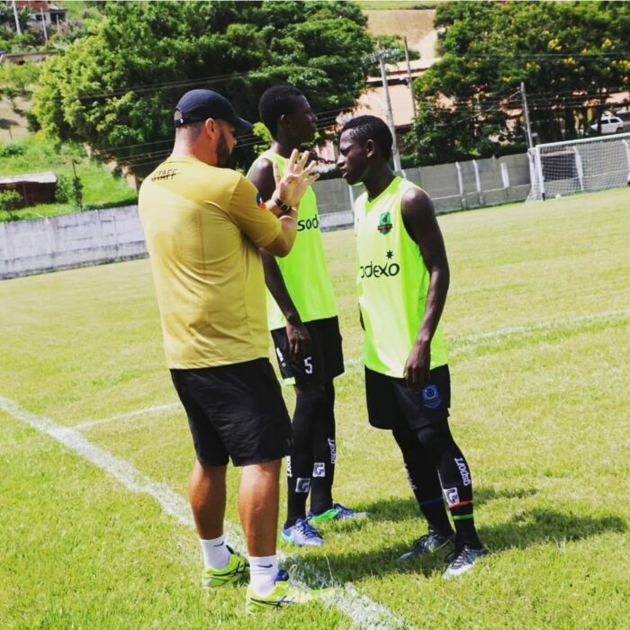 Tristeza e choros: juiz-foranos se frustam com o fim do sonho do Hexa em 2026 3 haiti foto arquivo pessoal