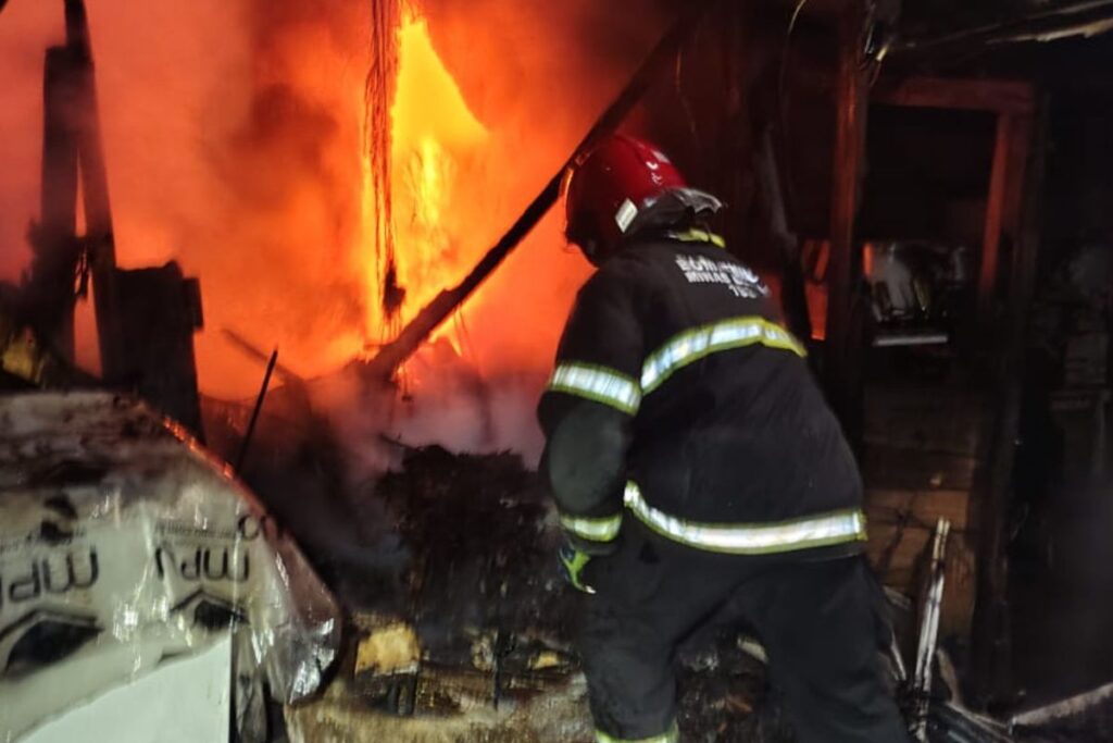 incendio jardim cachoeira jf