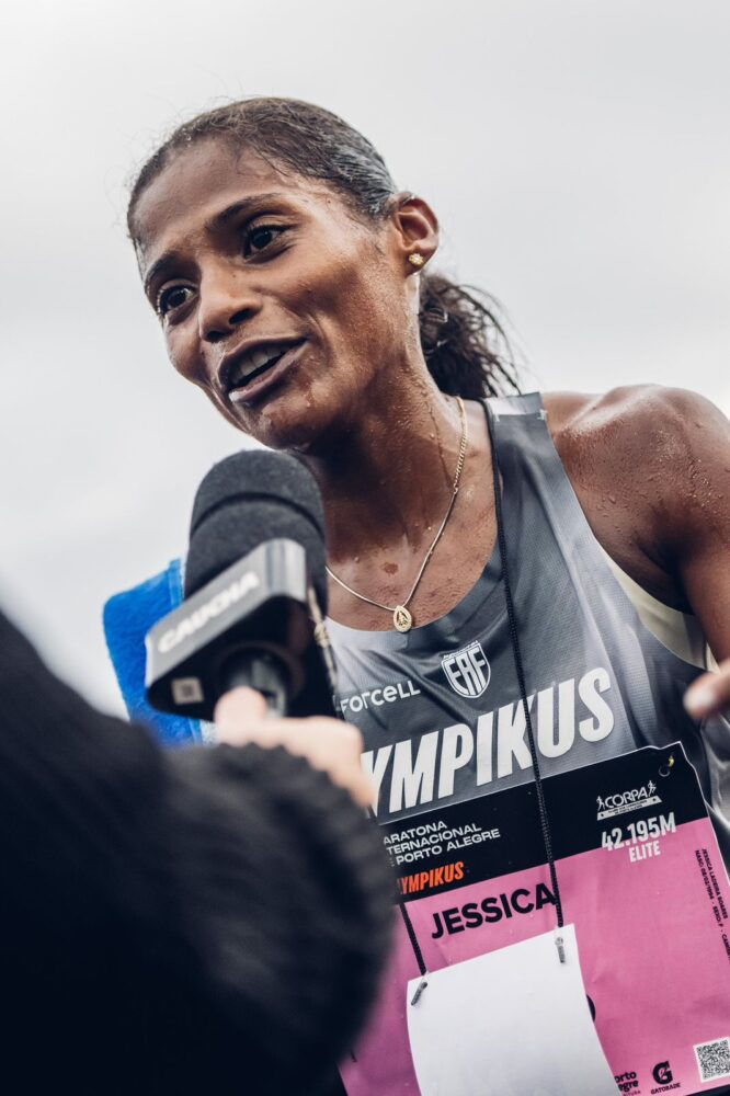 Atleta de Ubá é a melhor brasileira na Maratona Internacional de Porto Alegre pelo segundo ano seguido 2 jessica 2. foto arquivo pessoal
