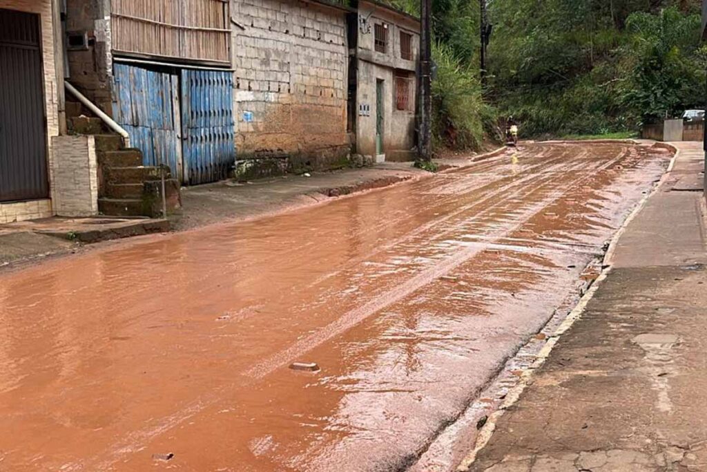 Chuva supera em três vezes a média de junho em Juiz de Fora; previsão indica mais temporais