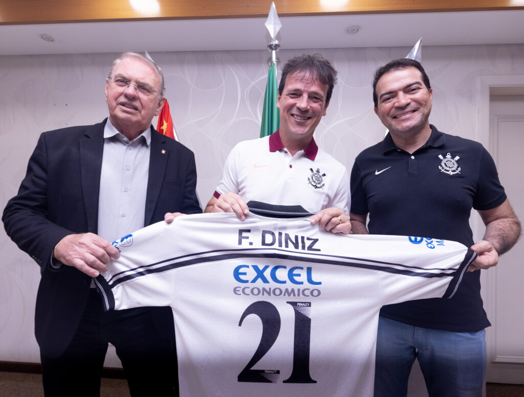 Corinthians recebe ótima notícia e reforço importante chega ao clube nesta quinta-feira