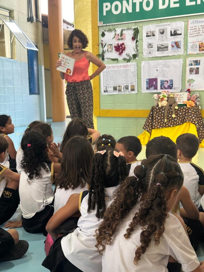 Déa Araújo faz da literatura infantil um caminho para despertar novos leitores 2 DEA ARAUJO ARQUIVO PESSOAL I