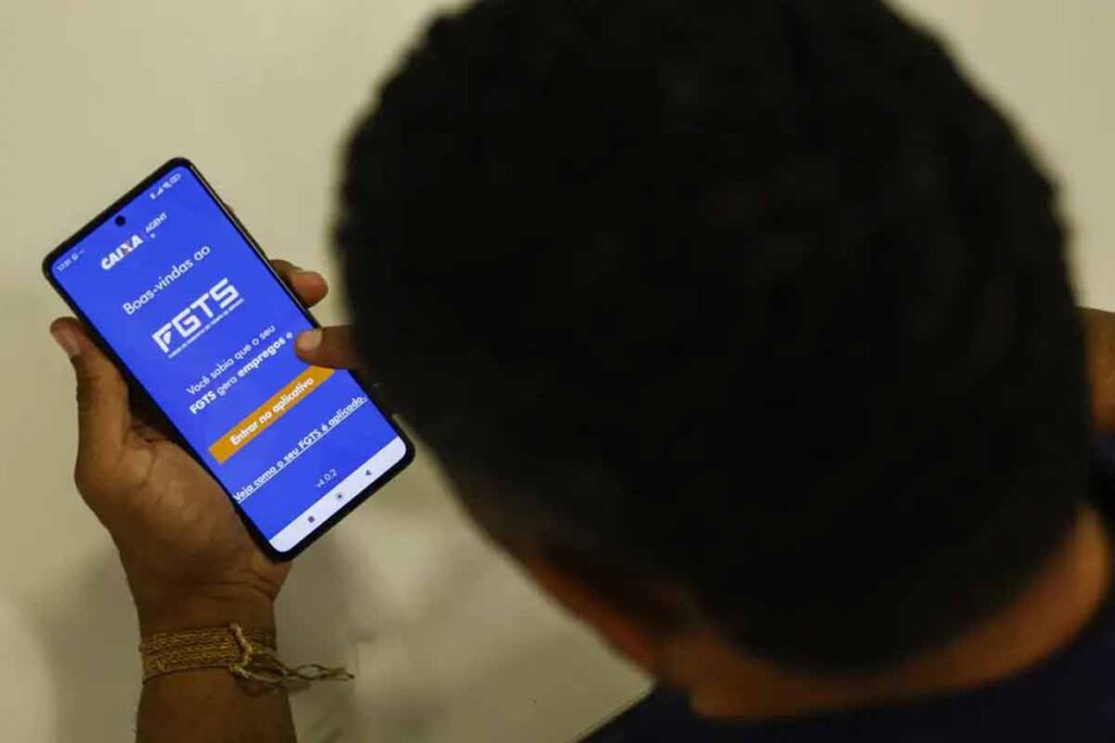 Lucro do FGTS será pago até agosto; veja quem tem direito 1 Lucro do FGTS será pago até agosto; veja quem tem direito