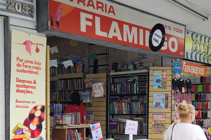 Garimpo também é arte: saiba lugares para encontrar discos de vinil em Juiz de Fora 3 discos de vinil