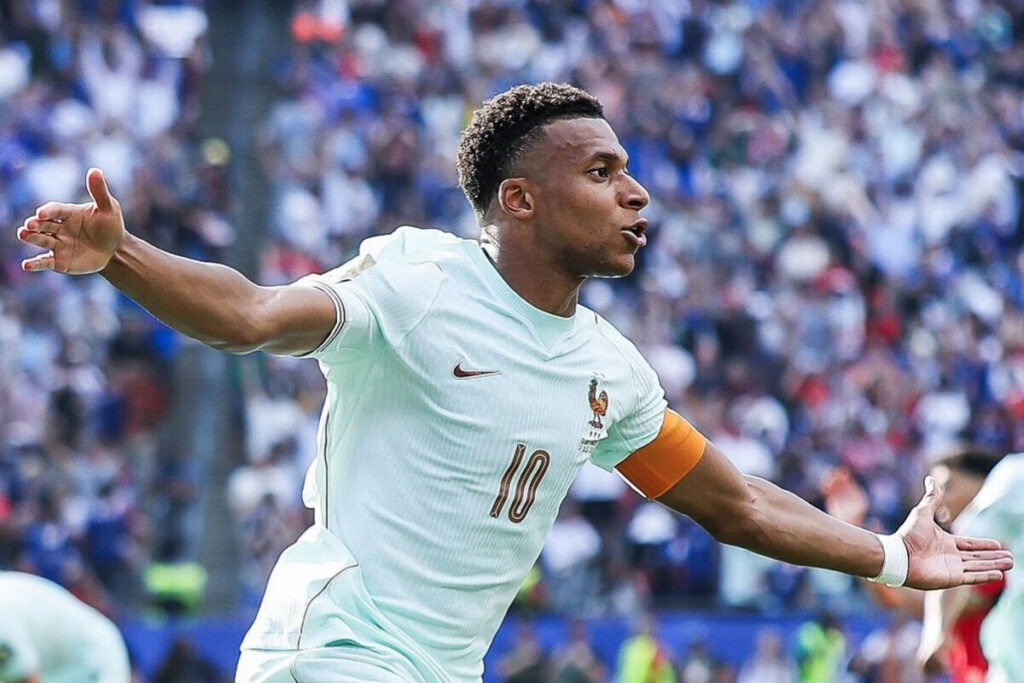 Mbappé é de esquerda ou de direita? Veja o posicionamento político do jogador
