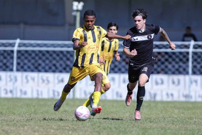 Após derrota para o Villa Real, Uberabinha foca na sequência em JF por sobrevivência na elite mineira sub-20 1 Após derrota para o Villa Real, Uberabinha foca na sequência em JF por sobrevivência na elite mineira sub-20