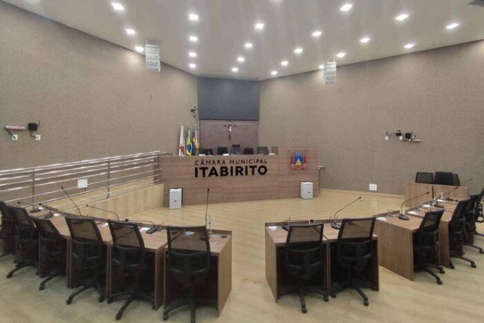 Lei de cidade mineira que prevê vagas de estacionamento para religiosos é suspensa