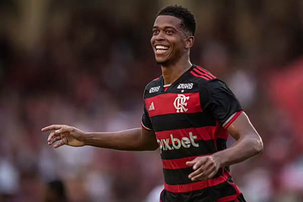 Athletic anuncia atacante do Flamengo por empréstimo 2 athletic carlinhos flamengo