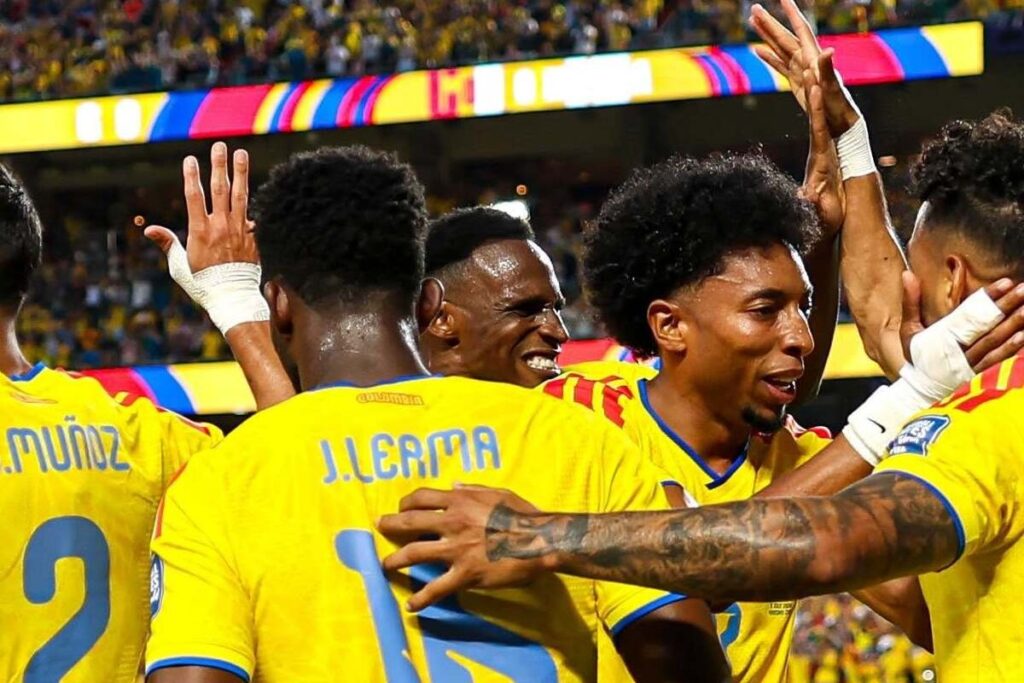 colombia facebook corte capa72