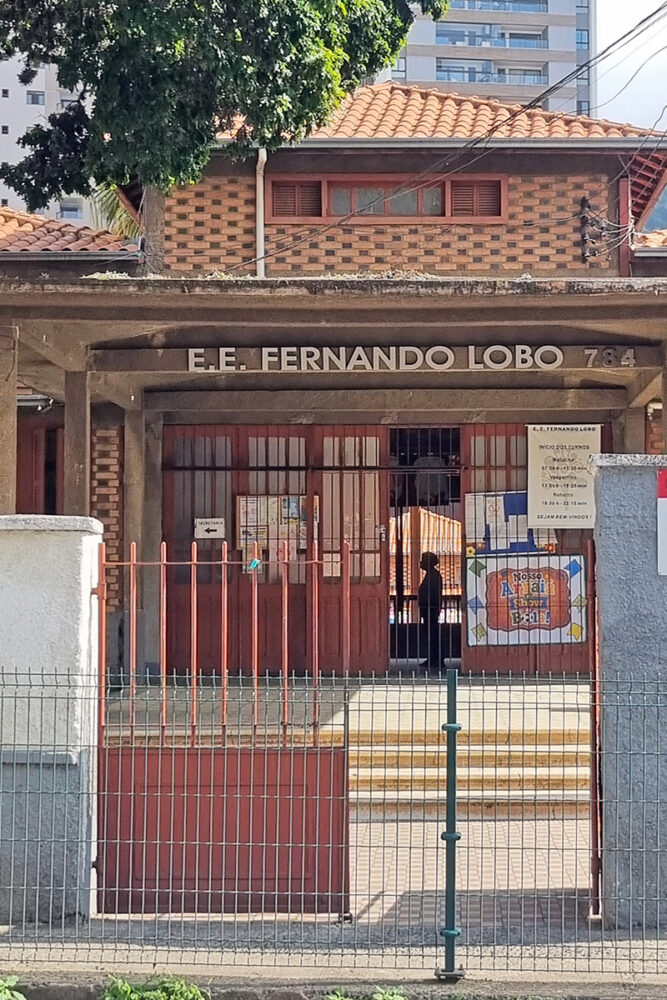 escola fernando lobo telhado leonardo costa