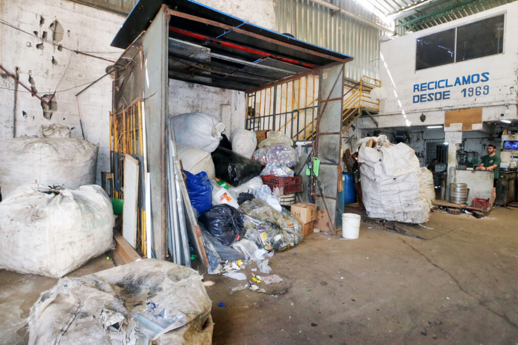 Câmara mantém projeto que autoriza galpões de reciclagem no Centro de Juiz de Fora 2 galpao reciclaveis felipe couri