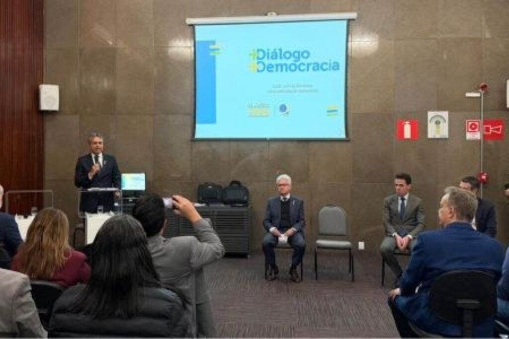 Partidos políticos aderem a pacto do TRE-MG pela integridade das Eleições 2026