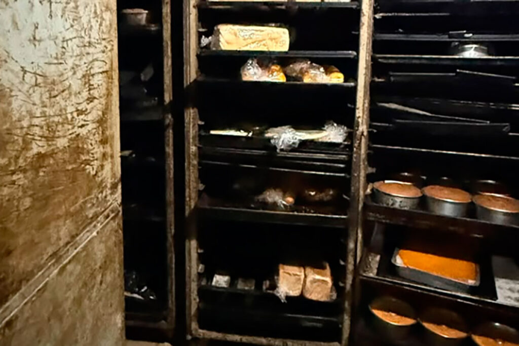 Fiscalização interdita padarias e fábrica de pães e descarta quase 1 tonelada de alimentos em Juiz de Fora 1 Vigilância Sanitária interdita padarias e fábrica de pães em Juiz de Fora