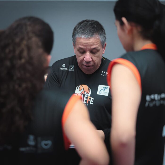 Coordenador do Jotaefe Basquete quer fortalecer base nas escolas e mira time profissional em 2028 1 rogerio foto divulgacao jotaefe basquete