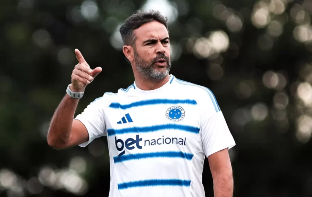 Artur Jorge recebe notícia positiva antes de Flamengo x Cruzeiro pela Libertadores