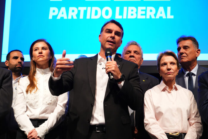 Eleições 2026: Flávio Bolsonaro deve iniciar campanha em Juiz de Fora após ato no Rio 1 55444665614 6b4416c8fc o72