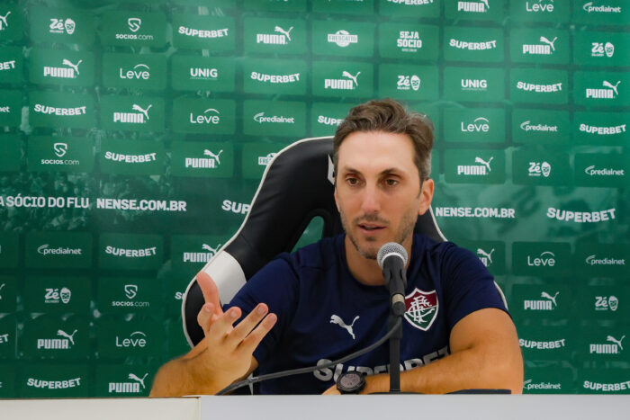 Diretoria do Fluminense anuncia a demissão do treinador Luís Zubeldía 1 Diretoria do Fluminense anuncia a demissão do treinador argentino Luís Zubeldía