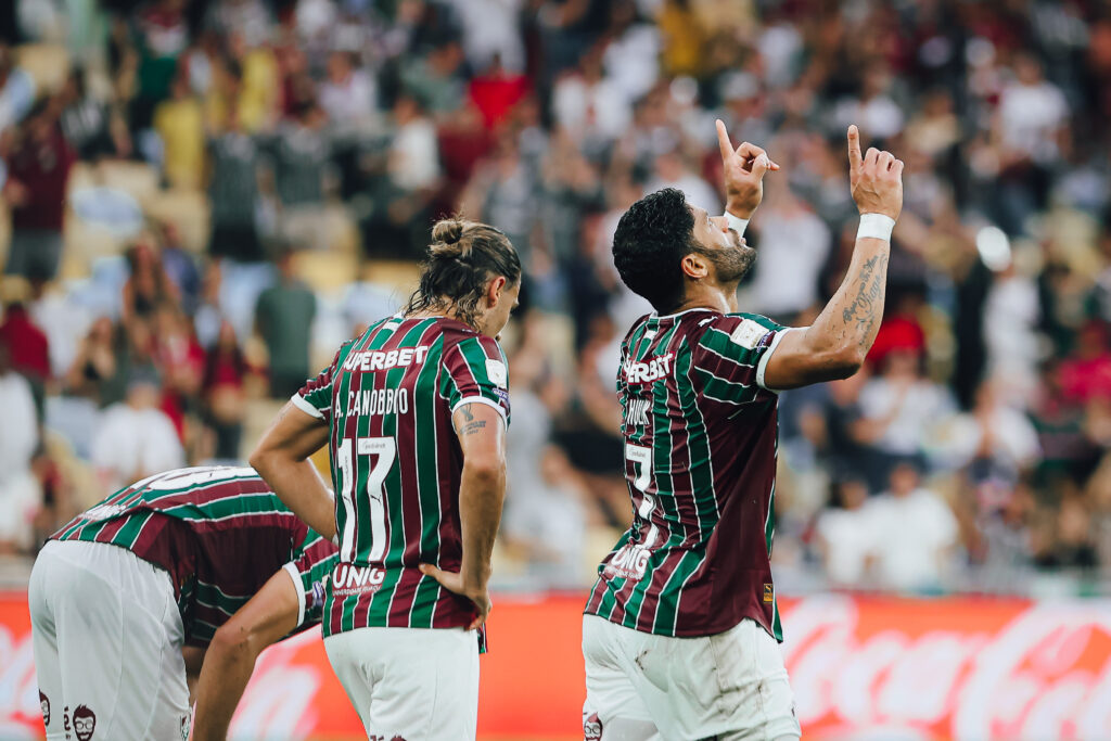 Após saída de Zubeldía, Hulk revela culpa dos jogadores do Fluminense
