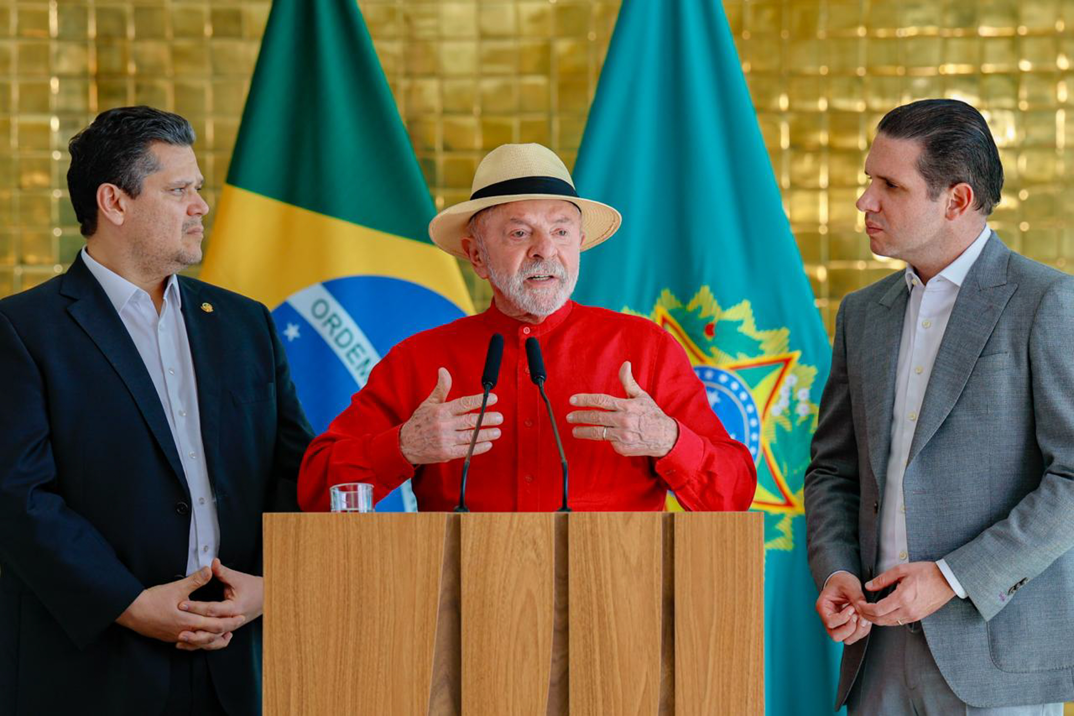 Lula, Alcolumbre e Hugo Motta acertam votação do fim da escala 6×1, PEC da Segurança e o fim da ”taxa das blusinhas”