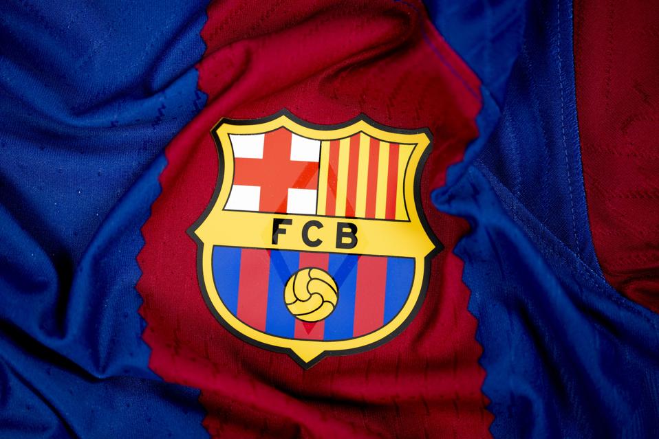 Atacante revelado pelo Barcelona e com passagem pela Copa do Mundo está a caminho do Brasileirão