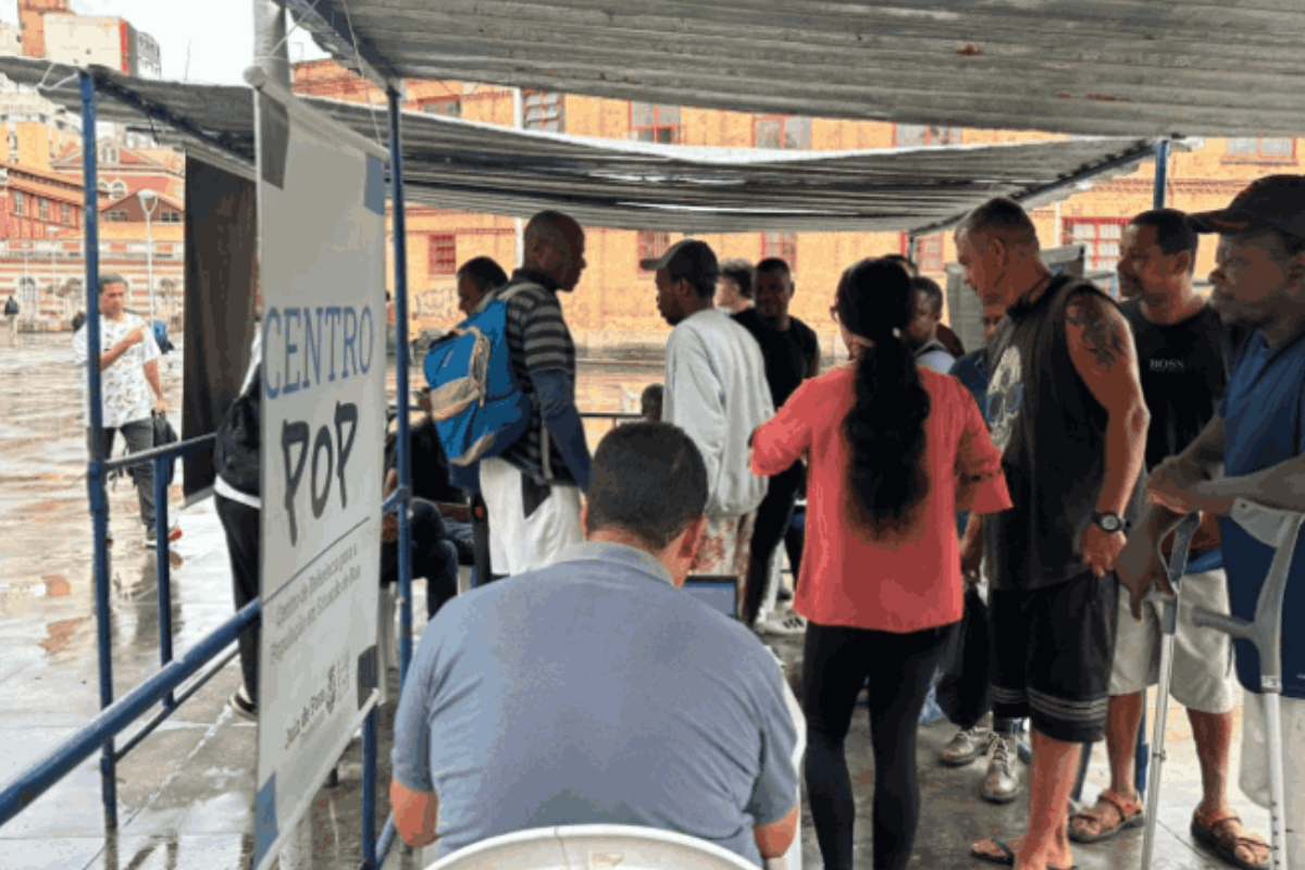 Mutirão do CadÚnico atende população em situação de rua em Juiz de Fora