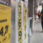 Mesmo em queda, juros de dois dígitos ainda limitam crédito e investimentos 23 Design sem nome 3 1