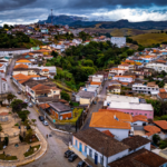 Prefeitura de Itamonte abre seleção com 47 vagas e salários de até R$ 17,8 mil