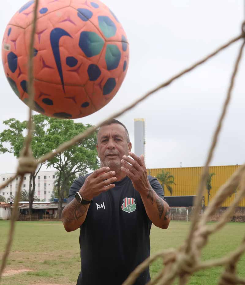 Do campinho veio, no campinho permanecerá: Walmir Lima, o treinador que quer encerrar a vida onde jogava quando criança 2 Do campinho veio, no campinho permanecerá: Walmir Lima, o treinador que quer encerrar a vida onde jogava quando criança