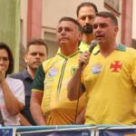 Flávio Bolsonaro em Juiz de Fora: agenda inclui carreata, caminhada, oração pelo pai e ato político 19 Flavio Bolsonaro em JF Felipe Couri