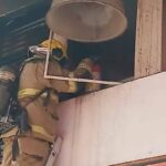 Incêndio atinge restaurante no Centro de Juiz de Fora; ninguém ficou ferido 10 Incêndio atinge restaurante no Centro de Juiz de Fora; ninguém ficou ferido