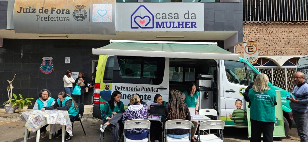 Mutirão gratuito de Regulamentação de Pensão Alimentícia e Guarda de Filhos começa nesta segunda-feira em Juiz de Fora 1 Mutirao Agosto Lilas PJF