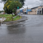 Faixa de pedestres apagada torna travessia arriscada em Santa Terezinha 14 VU Foto Tribuna 2