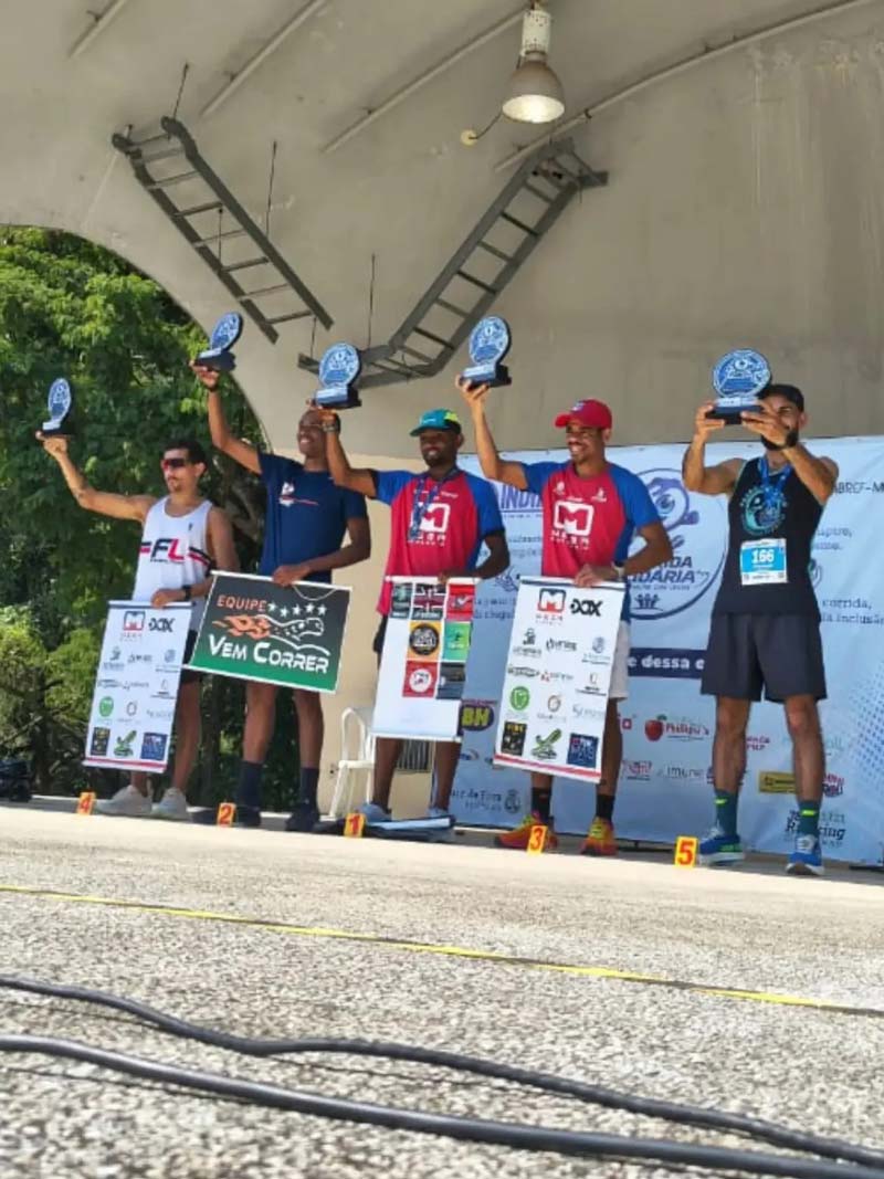 João Paulo Procópio vence a quinta prova e Emmanuelle Líqueri, a segunda, do 38º Ranking de Corridas de Rua de Juiz de Fora 1 João Paulo Procópio vence a quinta prova e Emmanuelle Líqueri, a segunda, do 38º Ranking de Corridas de Rua de Juiz de Fora