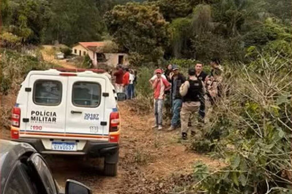 Idoso mata vizinho após briga por pé de manga e é morto pelo filho da vítima 2 Idoso mata vizinho após briga por pé de manga e é morto pelo filho da vítima