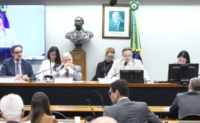 Amorim atribui atritos com Brasil a Trump; oposição culpa governo Lula 1 img2026081210184827472