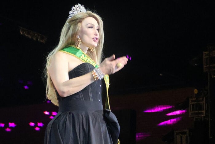 Miss Brasil Gay 2000, Michelly X relembra participação no concurso e polêmica em premiação