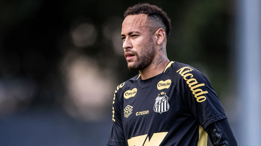 Neymar pode ser proibido de jogar até outubro, após xingar árbitra em empate do Santos