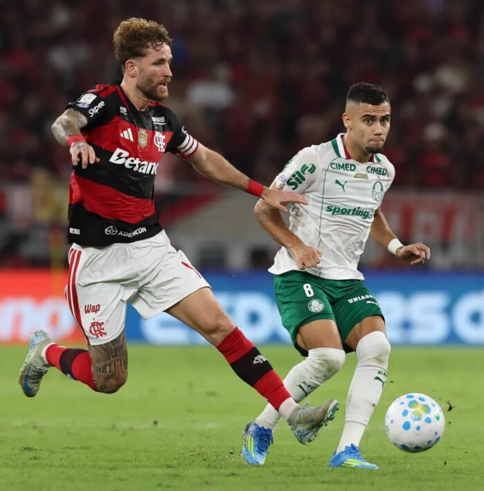 UFMG: Palmeiras dispara nas probabilidades de título do Brasileirão, e Vasco chega a 66% de chances de rebaixamento