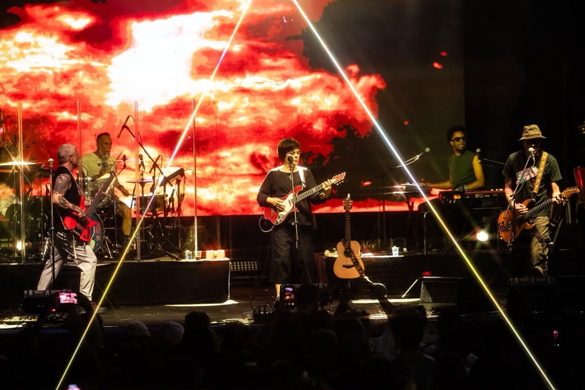 Pato Fu reencontra músicas de 30 anos atrás em show gratuito em Juiz de Fora