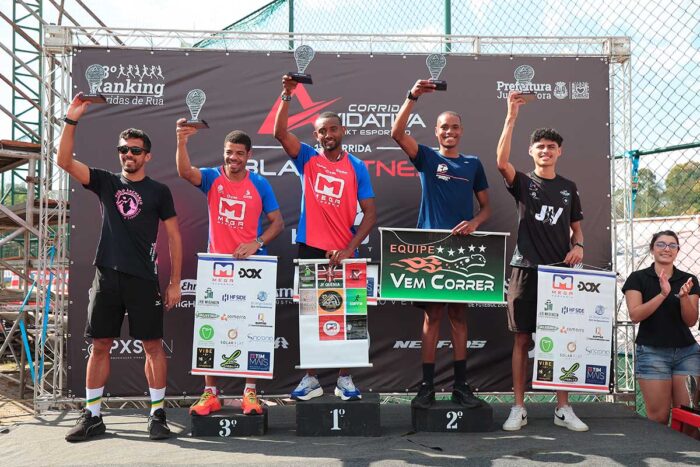 João Paulo Procópio Neves chega à quarta vitória no Ranking de Corridas; no feminino, Emanuelle Líqueri conquista o primeiro lugar 1 João Paulo Procópio Neves vence a quarta de cinco provas do 38º Ranking de Corridas de Rua de Juiz de Fora