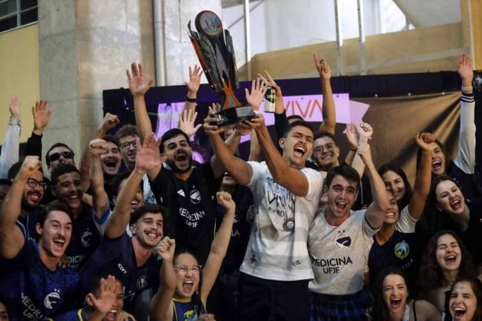 Mais de 900 participantes de 22 atléticas disputam o Universitarius 2026 em JF