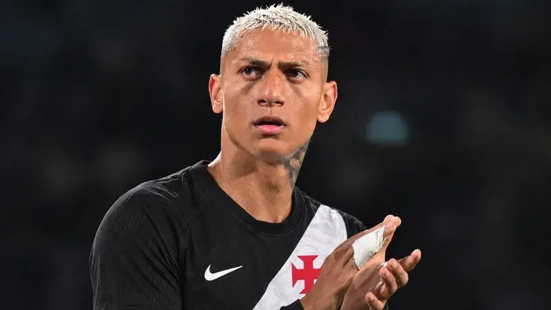 Reviravolta acontece e Tottenham aceita proposta do Vasco por Richarlison