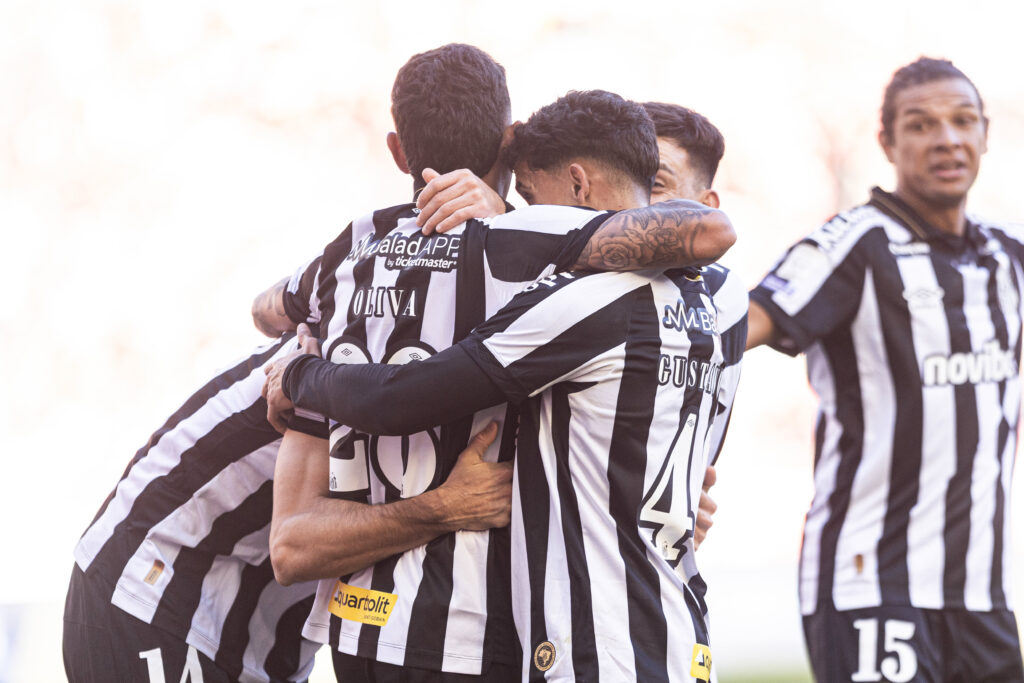 Santos aceita proposta do Japão e atacante de R$ 11 milhões vai deixar o clube