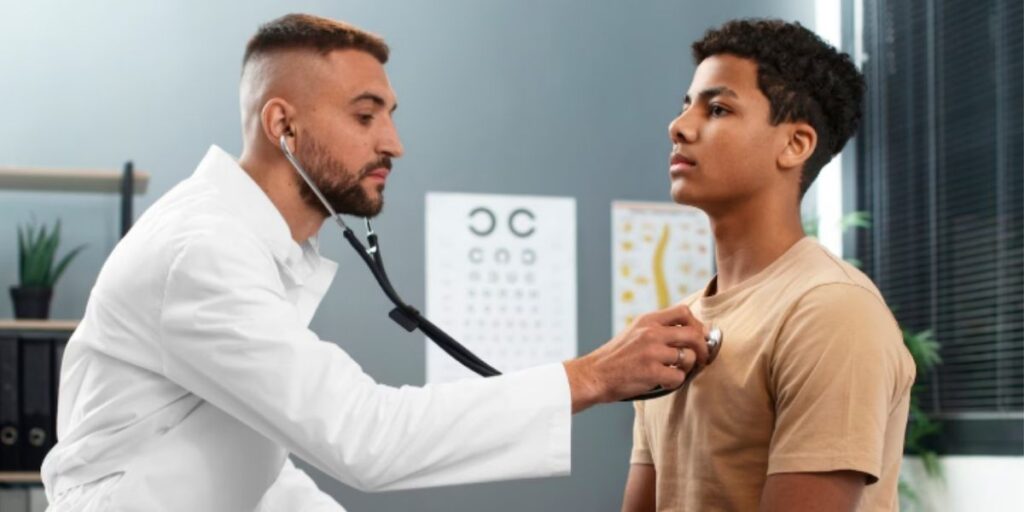 Se plano de saúde não encontrar médico especialista na região pode ser obrigado a pagar o atendimento e o transporte do paciente