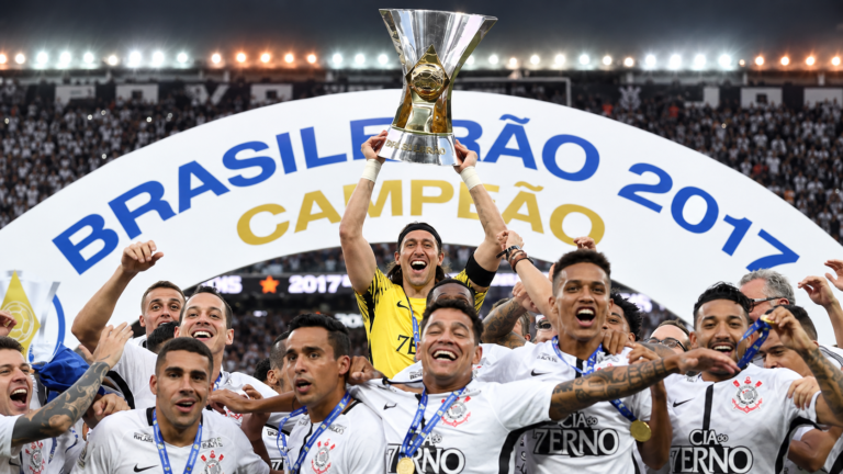 Antigo estádio de clube campeão brasileiro desaparece do mapa e terreno vira supermercado com posto de combustíveis